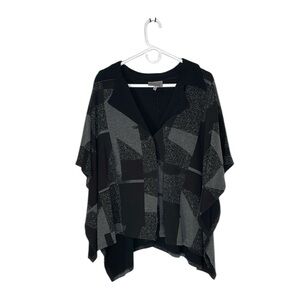 LYNN RITCHIE SILVER WOMENS GRAY BLACK PONCHO WITH BUTTON CLOSURE SIZE M/L